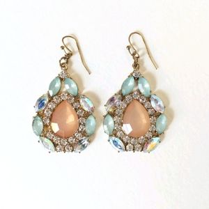 🌟 Sparkly Gemstone Statement Earrings